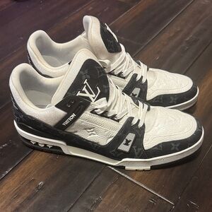 Louis Vuitton Men's Black & White Monogram Low-Top Sneakers